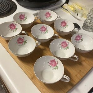 Set of 8 Floral Teacups with Pink Roses